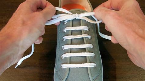 tie shoes for wide feet|how to tighten shoes.